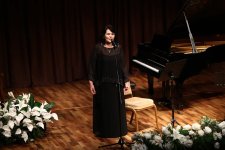 Творческий путь длиною в 45 лет: юбилейный вечер в Баку (ФОТО)