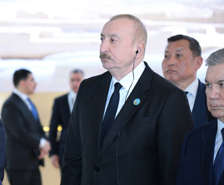 Президент Ильхам Алиев и другие участники неформального Саммита ОТГ ознакомились с рядом культурных объектов в Туркестане (ФОТО)