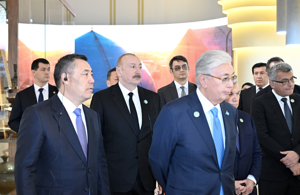 Президент Ильхам Алиев и другие участники неформального Саммита ОТГ ознакомились с рядом культурных объектов в Туркестане (ФОТО)