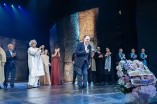 Нуреддин Мехтиханлы отметил юбилей в образе короля Лира – истинная цена любви, верности и достоинства (ФОТО)