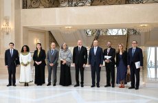 Президент Ильхам Алиев принял исполнительного директора Программы ООН по населенным пунктам (ФОТО)
