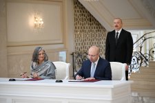 Президент Ильхам Алиев принял исполнительного директора Программы ООН по населенным пунктам (ФОТО)