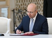 Президент Ильхам Алиев принял исполнительного директора Программы ООН по населенным пунктам (ФОТО)
