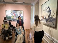 Искусство Джахангира Рустамова для особых детей - краски вдохновения (ФОТО)