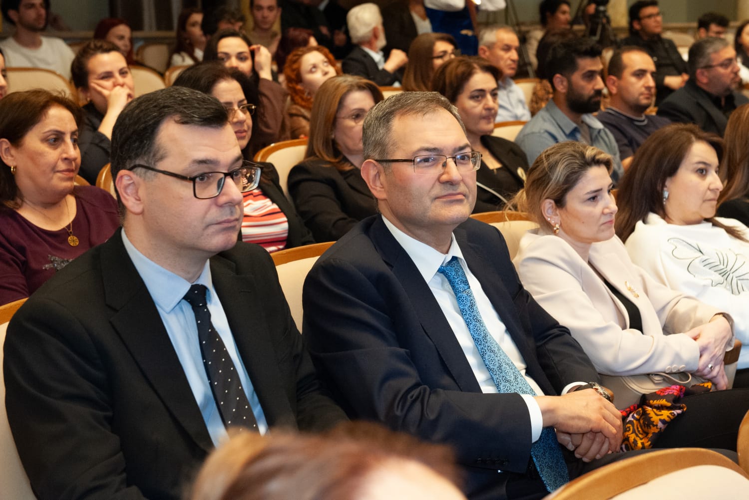 Нуреддин Мехтиханлы отметил юбилей в образе короля Лира – истинная цена любви, верности и достоинства (ФОТО)