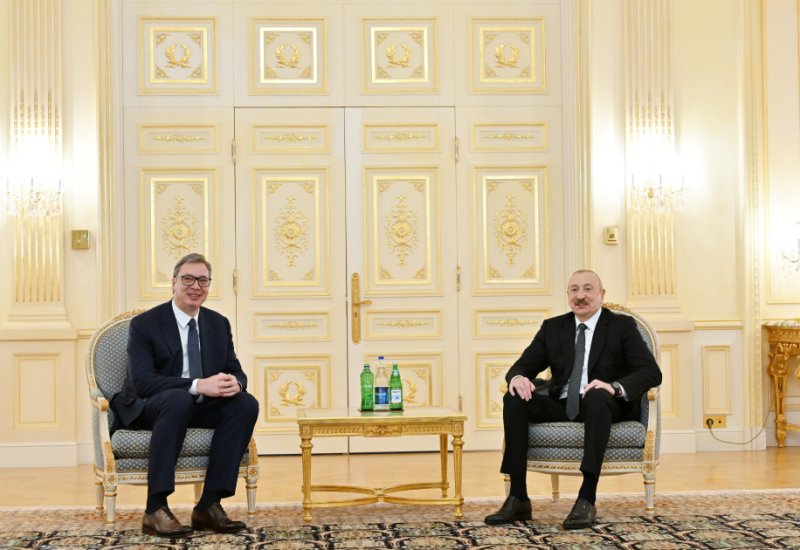 Президент Ильхам Алиев встретился с Президентом Сербии (ФОТО)