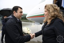 Президент Болгарии прибыла с визитом в Азербайджан (ФОТО)
