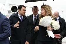 Президент Болгарии прибыла с визитом в Азербайджан (ФОТО)
