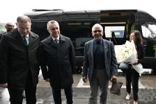 Президент Маврикия прибыл с визитом в Азербайджан (ФОТО)