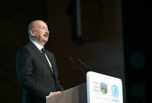 Президент Ильхам Алиев и Первая леди Мехрибан Алиева приняли участие в церемонии открытия WUF13 в Баку (ФОТО/ВИДЕО)