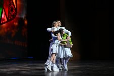 Президент Ильхам Алиев и Первая леди Мехрибан Алиева приняли участие в церемонии открытия WUF13 в Баку (ФОТО/ВИДЕО)