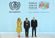 Президент Ильхам Алиев принимает участие в церемонии открытия WUF13 в Баку (Прямая трансляция/ФОТО)