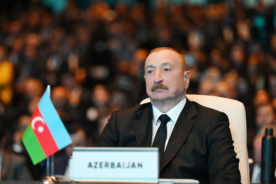 Президент Ильхам Алиев и Первая леди Мехрибан Алиева приняли участие в церемонии открытия WUF13 в Баку (ФОТО/ВИДЕО)