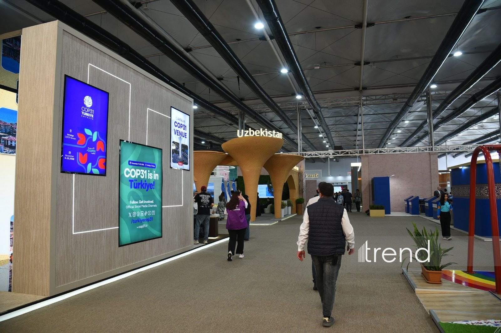 Завершился второй день WUF13 в Баку (Фоторепортаж)