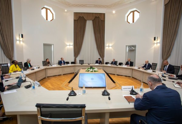 Парвиз Шахбазов встретился с вице-президентом Группы ВБ по инфраструктуре