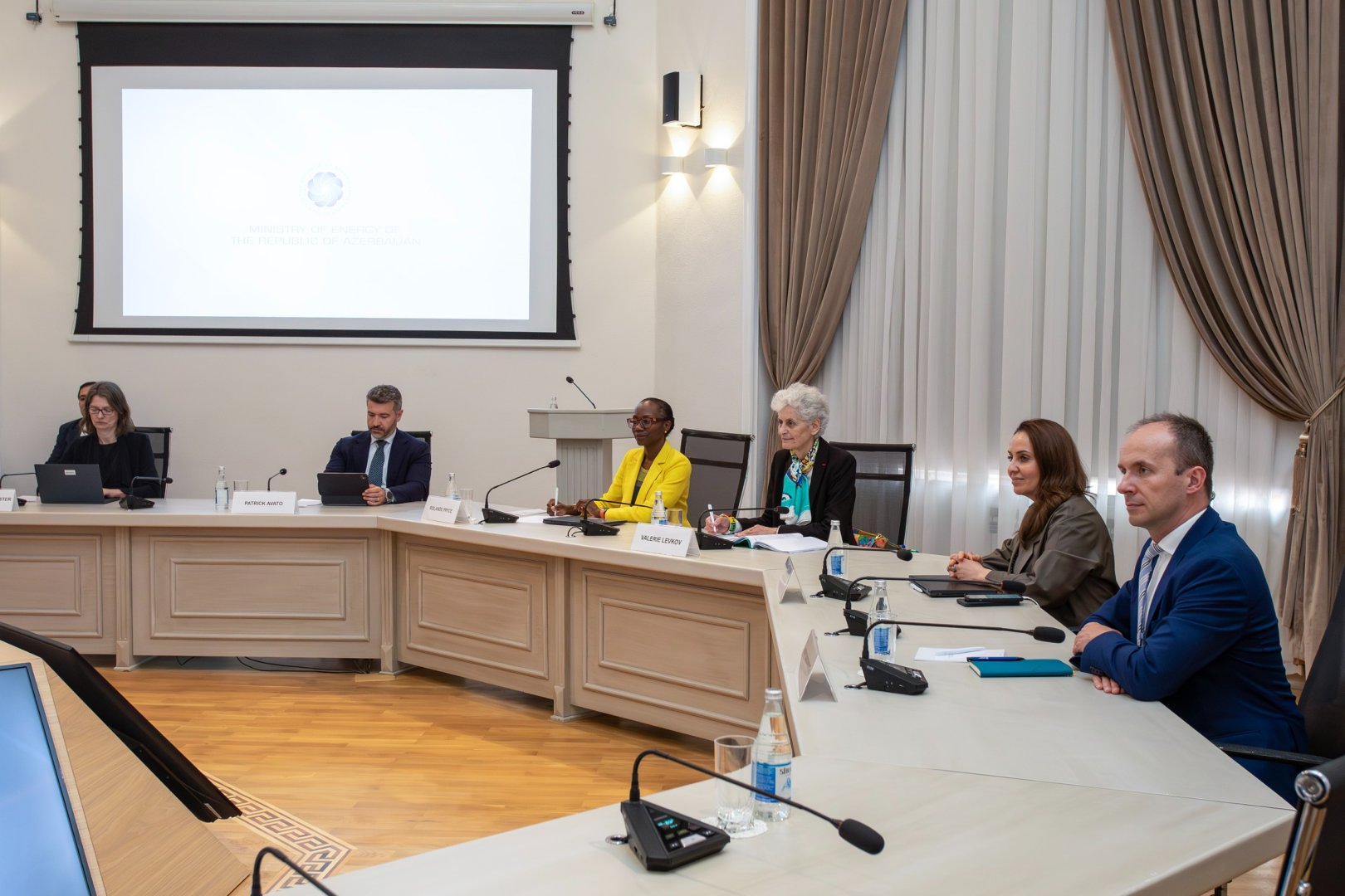 Парвиз Шахбазов встретился с вице-президентом Группы ВБ по инфраструктуре