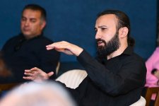 "В войне звука и изображения" - дискуссия в СК Азербайджана (ФОТО)