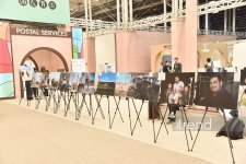 На WUF13 в Баку представлены фотовыставки о городской жизни, минной опасности и урбициде (ФОТО)