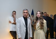 В Центре Гейдара Алиева открылась персональная выставка перуанского художника (ФОТО)
