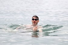 В прибрежной зоне Баку прошел массовый заплыв в поддержку экологичного будущего городов (ФОТО)