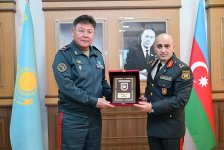 Азербайджан и Казахстан обсудили сотрудничество в области военного образования (ФОТО)