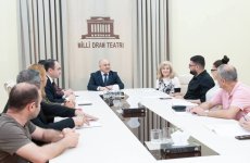 В Баку открывают "тёмные комнаты" человеческой души (ФОТО)