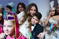 Лейла Алиева и Алена Алиева посмотрели концертную программу, организованную в Детском музыкально-художественном центре SƏNƏT (ФОТО)