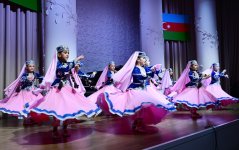 Лейла Алиева и Алена Алиева посмотрели концертную программу, организованную в Детском музыкально-художественном центре SƏNƏT (ФОТО)