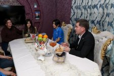 PASHA Holding предоставил праздничные подарки семьям шехидов (ФОТО)