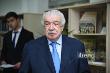 Михаил Гусман удостоен звания почетного профессора Азербайджанского университета языков (ФОТО)