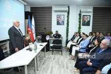 Михаил Гусман удостоен звания почетного профессора Азербайджанского университета языков (ФОТО)