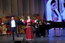 В Ханое представлена оперетта "Аршин мал алан" с участием Фидан Гаджиевой и вьетнамских артистов (ФОТО/ВИДЕО)
