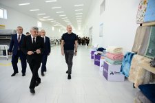 Президент Ильхам Алиев принял участие в открытии ООО «Карабахский текстильный дом» в Ходжалы (ФОТО)