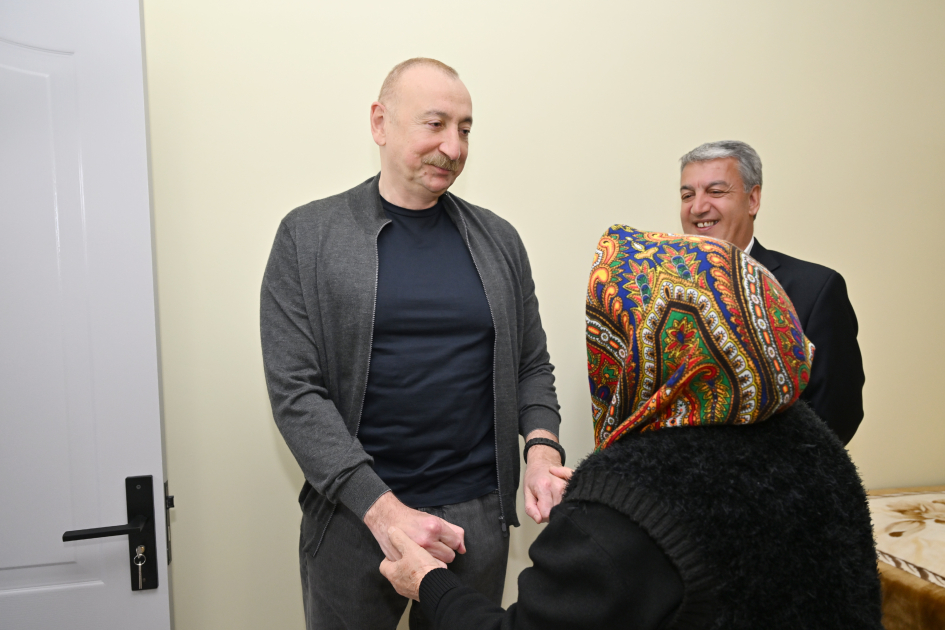 Президент Ильхам Алиев ознакомился с работами, проводимыми в селе Бёюк Галадереси Шушинского района, встретился с жителями (ФОТО/ВИДЕО)