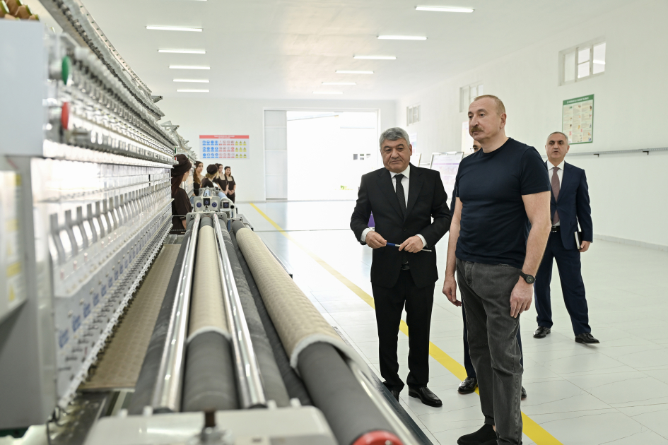 Президент Ильхам Алиев принял участие в открытии ООО «Карабахский текстильный дом» в Ходжалы (ФОТО)