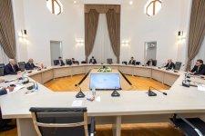 Обсуждены возможности расширения сотрудничества в энергетической сфере между Азербайджаном и Кыргызстаном (ФОТО)