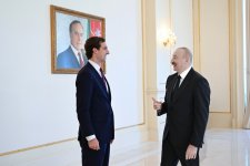 Президент Ильхам Алиев принял делегацию во главе с помощником госсекретаря США по вопросам экономики, энергетики и бизнеса (ФОТО)