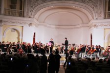 Скрипка Гварнери 1715 года в волшебных руках Эльвина Ходжа Ганиева - потрясающий вечер в Баку (ВИДЕО, ФОТО)