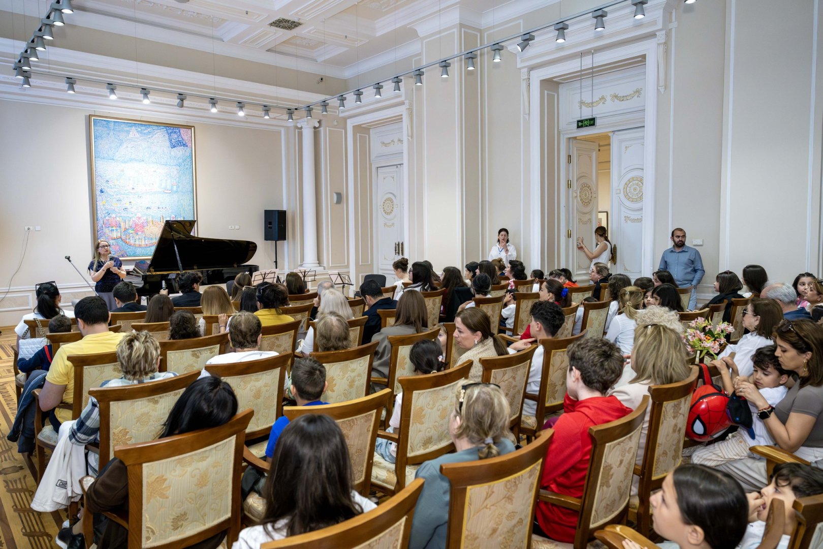 Под звуки смеха в бакинском Музее искусств (ФОТО)