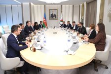 Обсуждены возможности расширения сотрудничества между SOCAR и SLB (ФОТО)