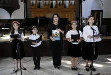Когда птицы собирают песни: сказка Лалы Умуд ожила на сцене (ФОТО)