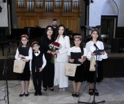 Когда птицы собирают песни: сказка Лалы Умуд ожила на сцене (ФОТО)