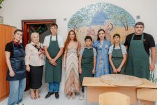 Лейла Алиева и Арзу Алиева посетили общеобразовательную школу-интернат интеграционного обучения номер 11 (ФОТО)