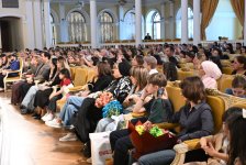 Международный музыкальный фестиваль "Мир детей" в Баку завершился торжественным гала-концертом (ФОТО)