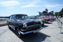 На Бакинском бульваре проходит фестиваль классических и скоростных автомобилей (ФОТО)
