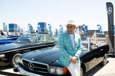 В Баку завершился первый день Фестиваля классических и скоростных автомобилей (ФОТО/ВИДЕО)