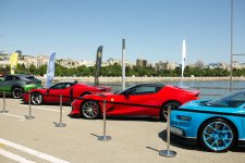 В Баку завершился первый день Фестиваля классических и скоростных автомобилей (ФОТО/ВИДЕО)