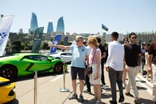 В Баку завершился первый день Фестиваля классических и скоростных автомобилей (ФОТО/ВИДЕО)