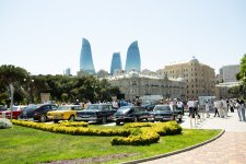 В Баку завершился первый день Фестиваля классических и скоростных автомобилей (ФОТО/ВИДЕО)