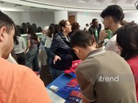 В Баку проходит образовательная выставка США (ФОТО)